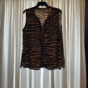 Liz Claiborne animal print top